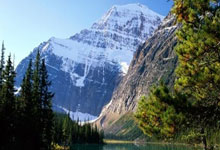 竞技宝官网：[CBA]萨姆纳豪取53分 四川队结束五连败.